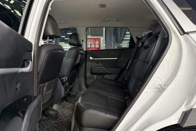 Used Hyundai ix35 2023 Musso 2.0L Deluxe Edition DLX
