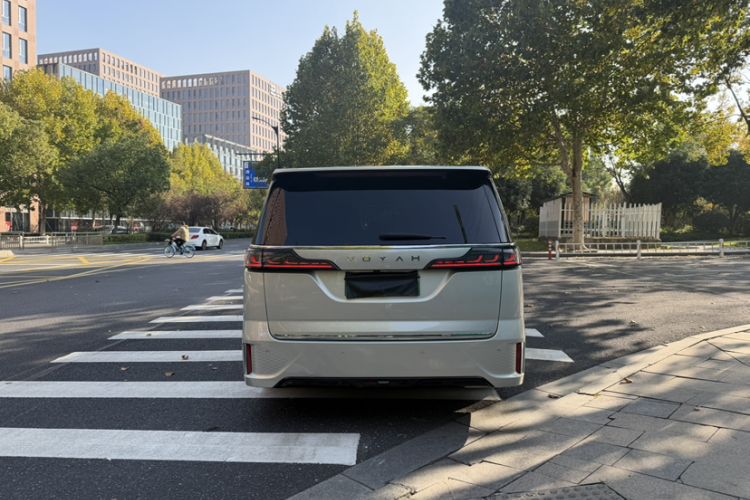 Used VOYAH Dream 2022 Low-Carbon Edition Dream+ Smart Enjoyment Package