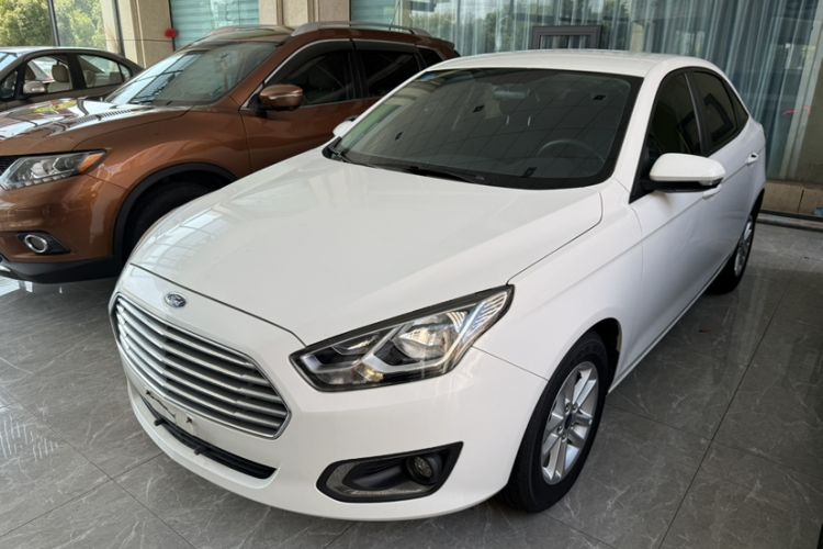 Used Ford Escort 2019 Revised 1.5L Automatic ZhiXiang Version (Tire Pressure Monitoring) China VI Standard