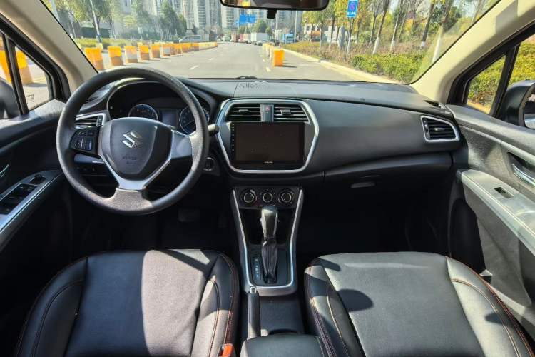 Used Suzuki S-Cross 2015 1.6L CVT Two-Wheel Drive Entry-Level Trim
