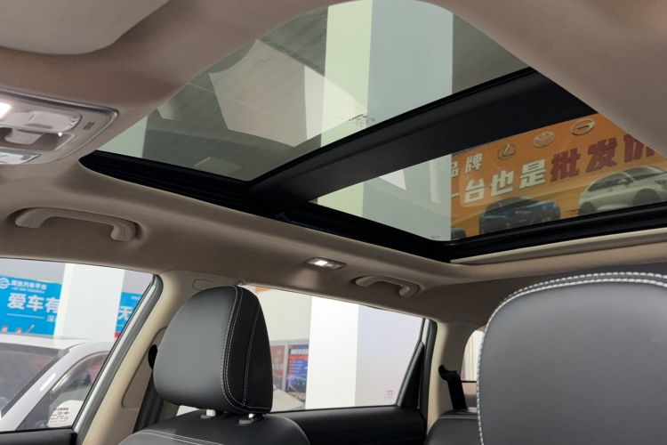 Used Geely Auto Emgrand X7 Sport 2018 1.8TD Automatic Two-Wheel Drive Smart Connect 4G Internet Edition Interior 7