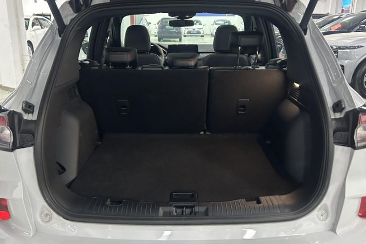 Used Ford Escape 2024 EcoBoost 245 Four-Wheel Drive ST-Line Pro Trim
