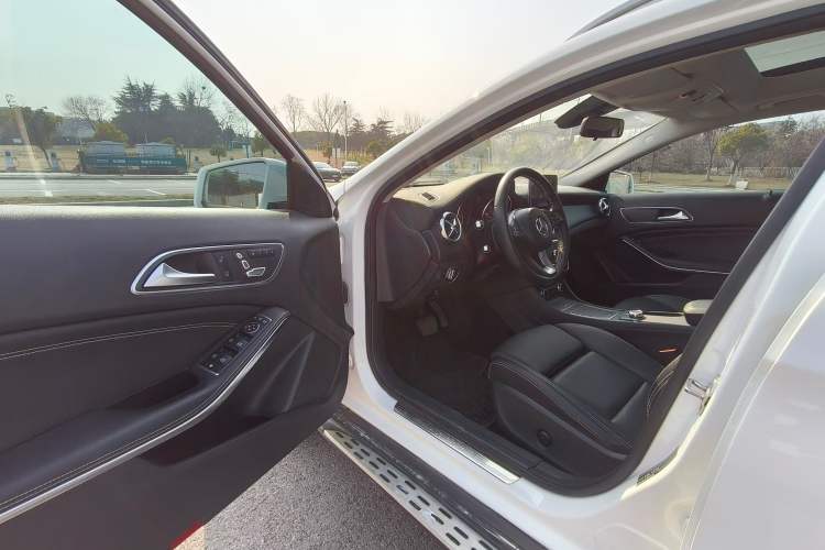 Used Mercedes-Benz GLA 2018 GLA 200 Fashion Model