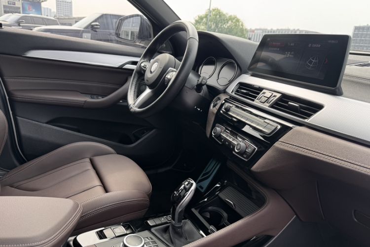 Used BMW X2 2021 sDrive25i Luxury Model with M Sport Package
