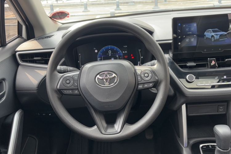 Used Toyota Corolla Cross 2024 2.0L Elite Edition Interior 3