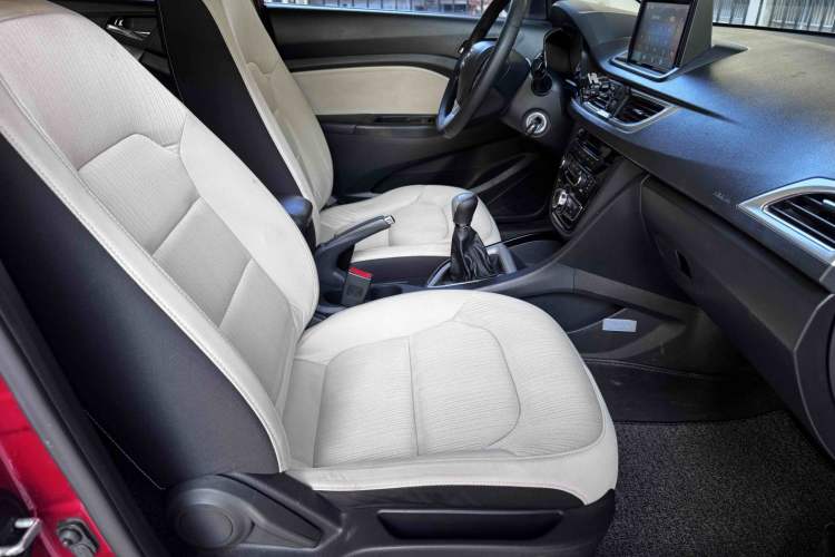 Used Changan Alsvin V7 2015 1.6L Manual Joyride Model China IV Standard