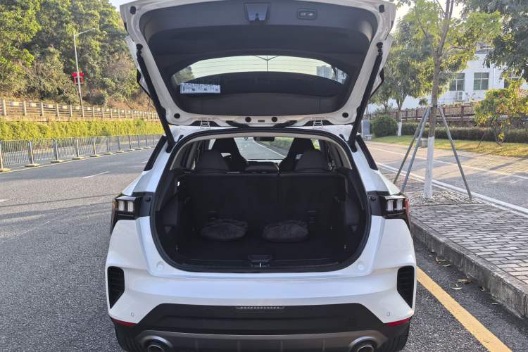 Used Lynk & Co 06 EM-P 2020 PHEV Plus