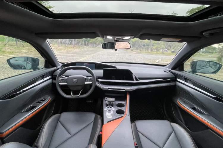 Used CHANGAN UNI-V iDD 2023 Zhidian iDD 1.5T 113km Smart & Fun Version (Rapid Edition)