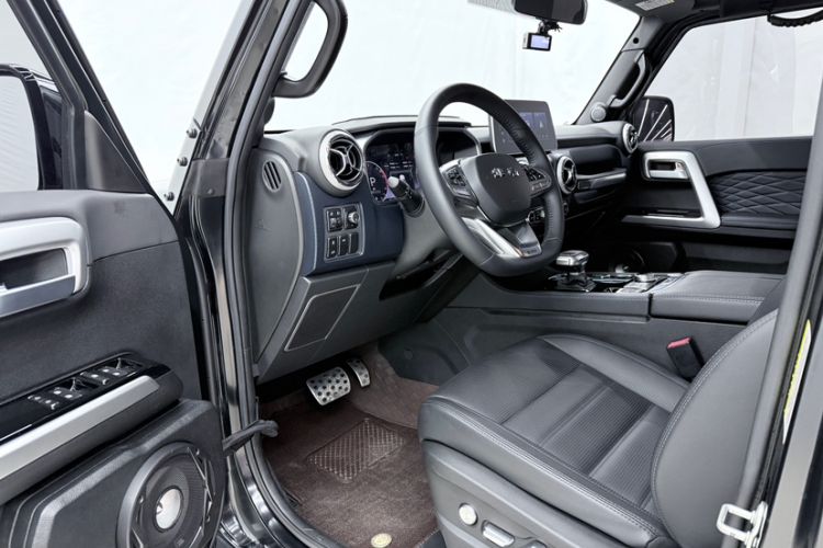 Used BAIC Off-Road BJ40 2024 2.0D Blade Hero Glory Edition
