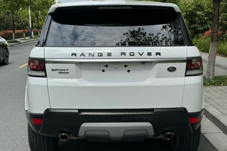 Used Land Rover Range Sport 2015 3.0 SC V6 HSE Exterior 4