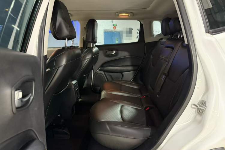 Used Jeep Compass 2017 200T Automatic Family Edition