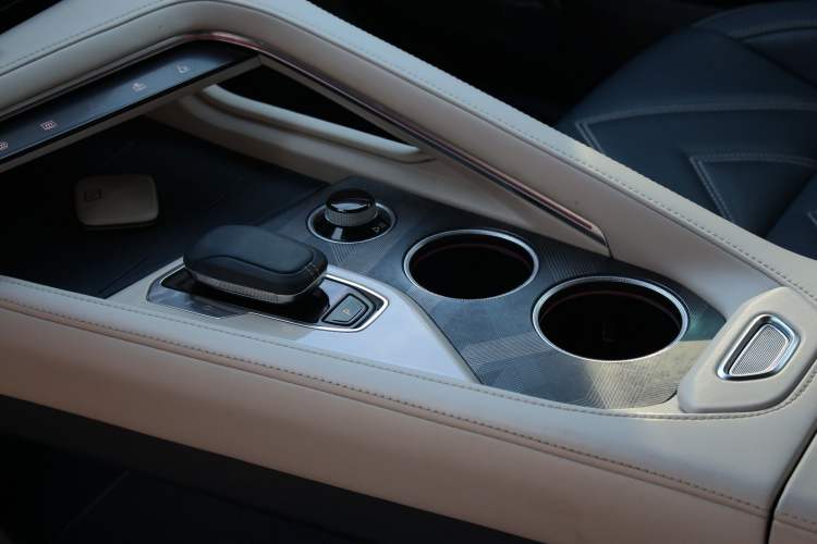 Used Zeekr 001 2022 Ultra-Long Range Dual-Motor YOU Version Interior 7