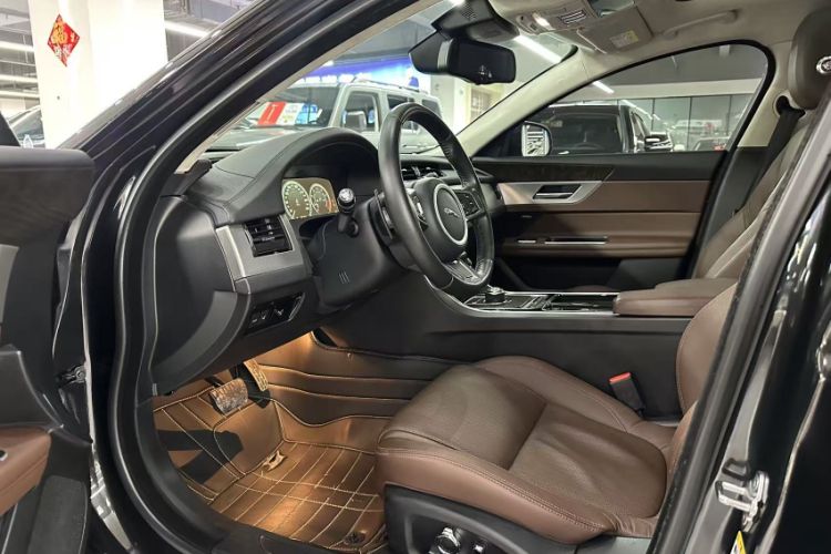 Used Jaguar XFL 2018 XFL 2.0T 250 PS Premium Edition