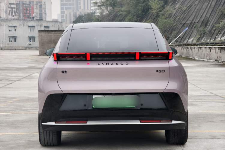 Used Lynk & Co Z20 2025 530 km Range Rear-Wheel Drive Max
