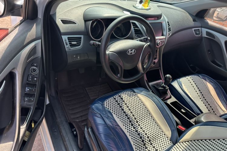 Used Hyundai Elantra (5th Generation / Langdong) 2016 1.6L Manual Luxury Model Exterior 3