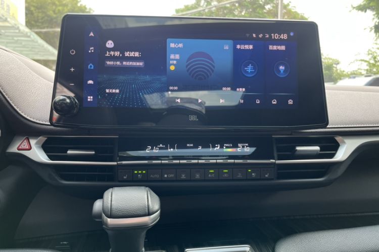 Used Toyota Sienna 2024 2.5L Hybrid Platinum Edition
