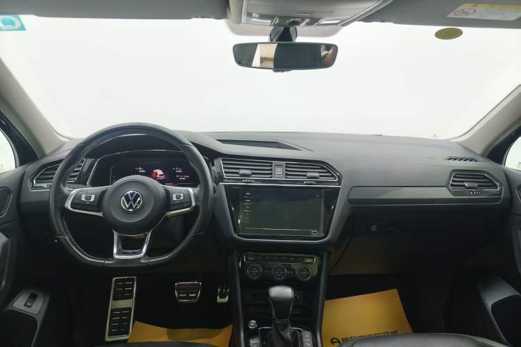 Used Volkswagen Tiguan L 2021 380TSI Automatic All-Wheel Drive R-Line Comfort Plus 7-Seater