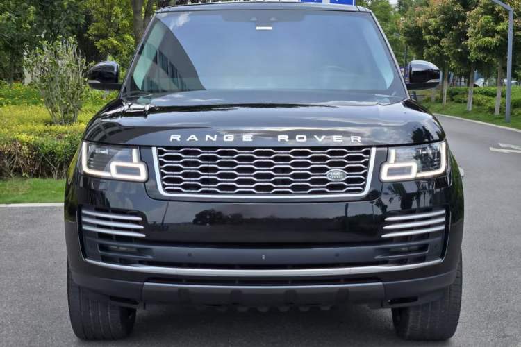 Used Land Rover Range Rover 2021 3.0 L6 Century Extended Classic Edition
