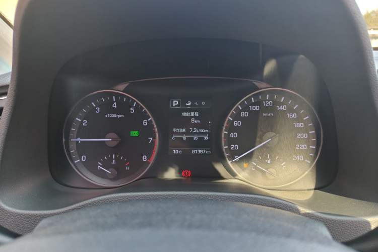 Used Hyundai Elantra (6th Generation / Lingdong) 2016 1.6L Automatic ZhiXuan · Luxury Version
