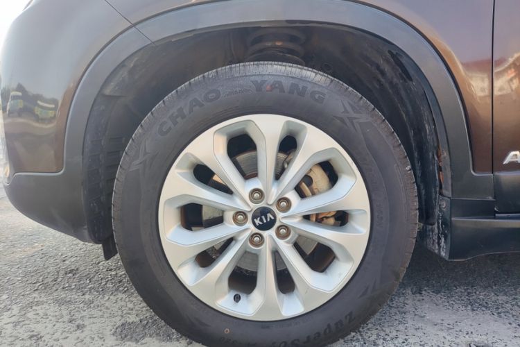 Used Kia Sorento 2013 2.4L 7-Seater Gasoline Comfort Version China IV Standard
