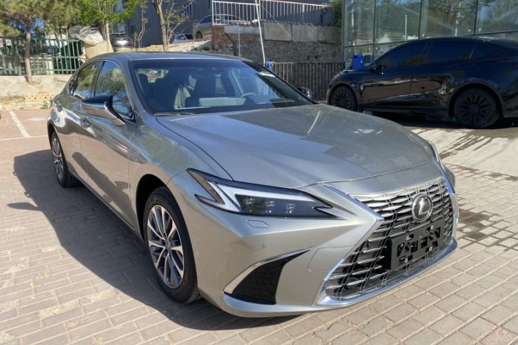 Used Lexus ES 2025 200 Premium Edition
