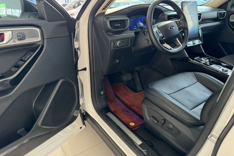 Used Ford Explorer 2020 EcoBoost 285 4x4 Titanium Edition 7-Seater
