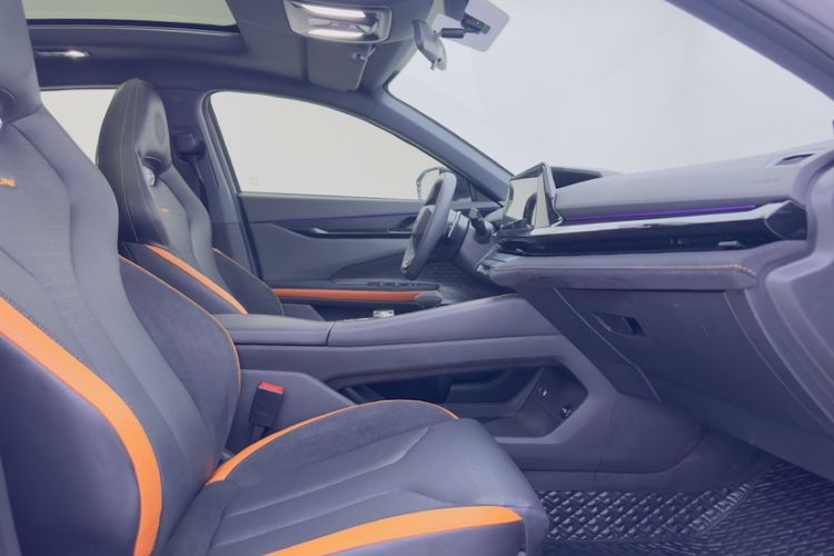 Used Changan UNI-V 2022 2.0T Sporty Version
