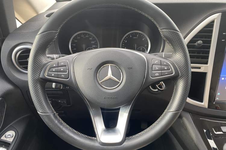 Used Mercedes-Benz Vito 2020 2.0T Business Version 7 Seats