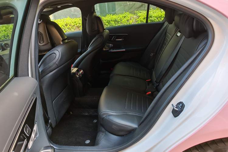 Used Mercedes-Benz C-Class 2023 C 260 L Bright Night Sports Edition Interior 3