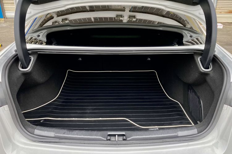 Used Lynk & Co 03 2022 1.5TD DCT JingPro Trunk