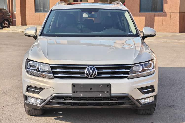 Used Volkswagen Tiguan L 2021 330TSI Automatic Two-Wheel Drive Smart Edition