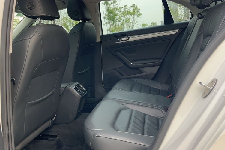 Used Volkswagen Lamando 2015 280TSI DSG Comfort Edition Interior 3