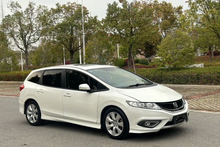 Used Honda Jade 2016 1.8L Automatic Comfort Elite Version 5 Seats