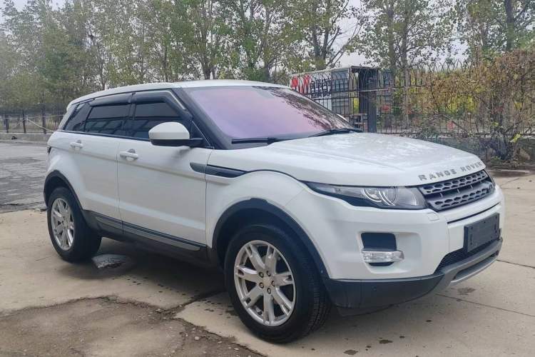 Used Land Rover Range Evoque 2015 2.0T 5-Door Luxury Edition Exterior 3