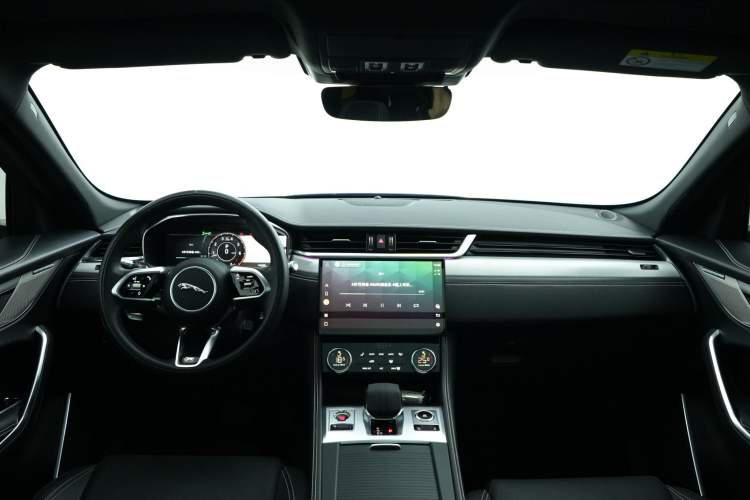 Used Jaguar F-PACE 2021 250 PS R-Dynamic S
