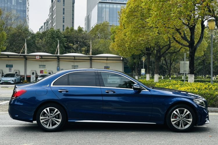 Used Mercedes-Benz C-Class 2019 C 180 L Fashion Edition Sport Version Exterior 1