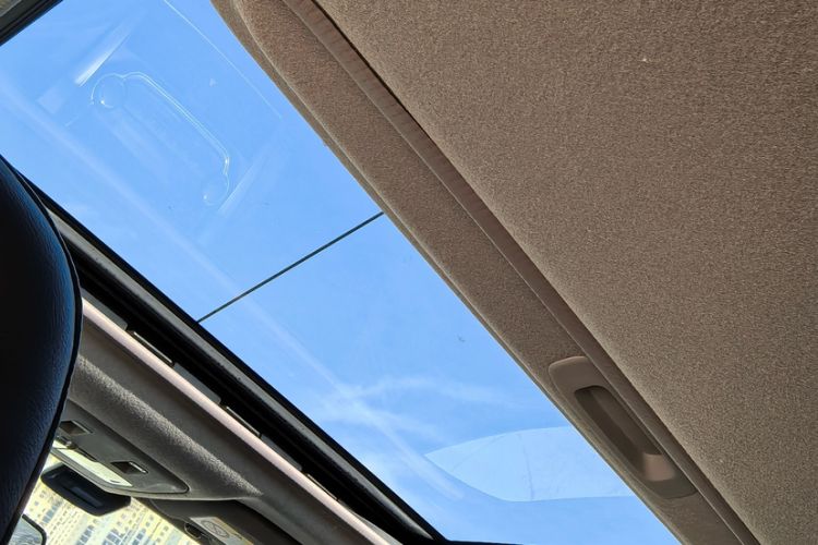 Used Toyota YARiS L Zhi Xuan 2015 1.5G Automatic Orange Limited Edition Interior 3