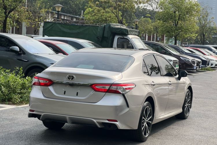Used Toyota Camry 2019 2.0E Elite Edition China VI Standard Exterior 8