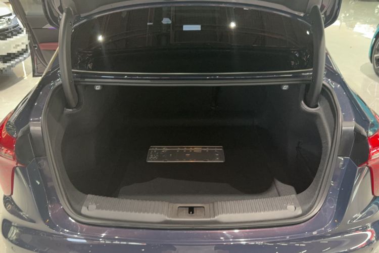 Used Hongqi H5 2024 2.0T Automatic Smart Connect Flagship Edition