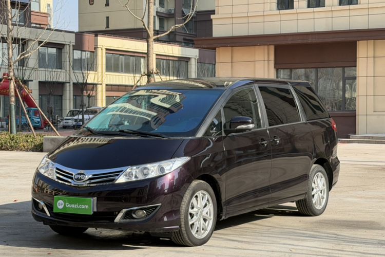 Used BYD M6 2015 2.4L Automatic Luxury Model