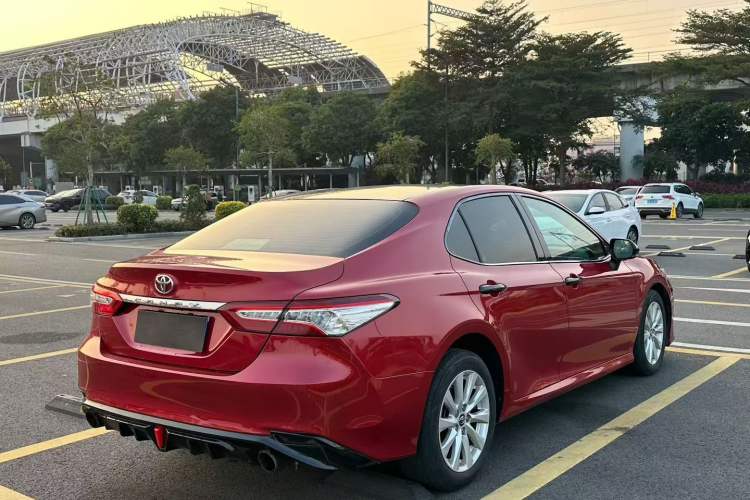 Used Toyota Camry 2018 2.0G Luxury Edition