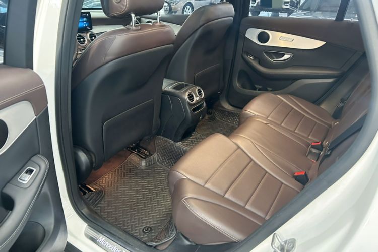 Used Mercedes-Benz GLC 2021 GLC 260 L 4MATIC Dynamic Edition
