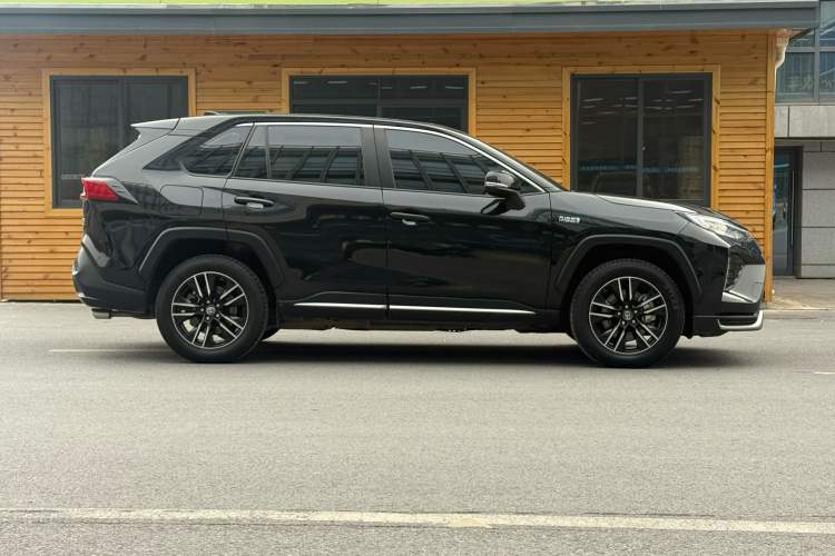 Used Toyota Wildlander New Energy 2021 High-Performance Edition 2.5L Two-Wheel Drive Powerful Version
