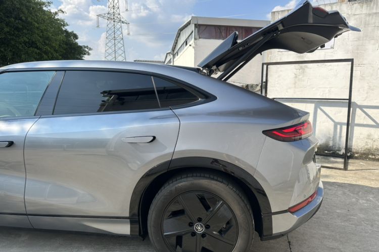 Used BYD Song L EV 2024 550km Beyond Edition
