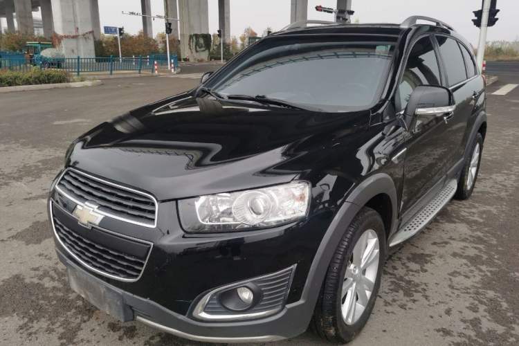 Used Chevrolet Captiva 2017 2.4L 4x4 Flagship Edition 7-Seater