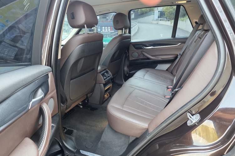 Used BMW X5 2017 xDrive28i
