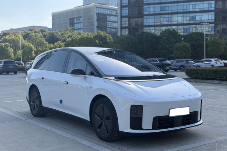 Used Li Auto Li Auto i8 2025 Model Standard Version