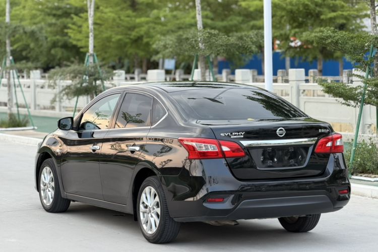 Used Nissan Sylphy 2021 Classic 1.6XL CVT Luxury Edition Exterior 6