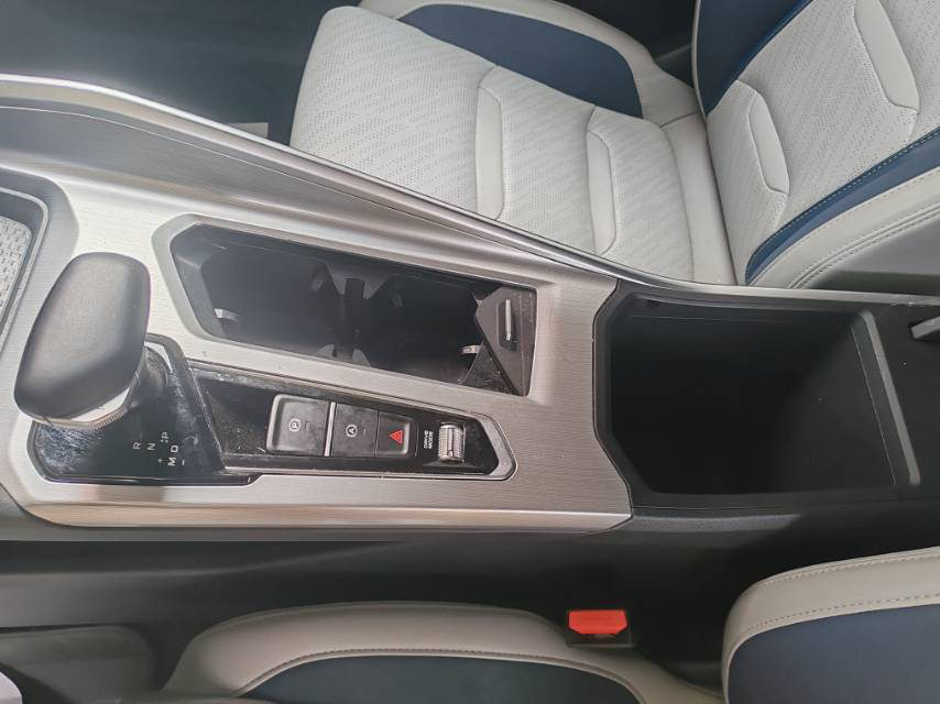 Geely Auto Preface 2023 2.0TD Prestige Version — снимка 17