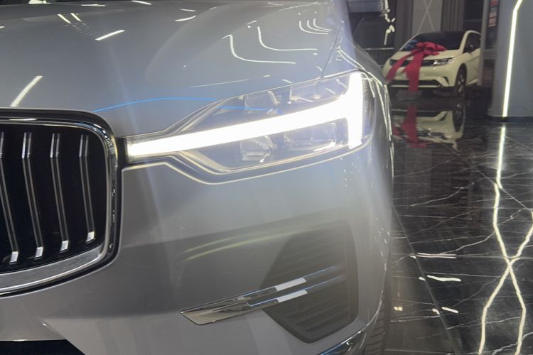 Used Volvo XC60 2023 B5 4x4 Smart Luxury Edition